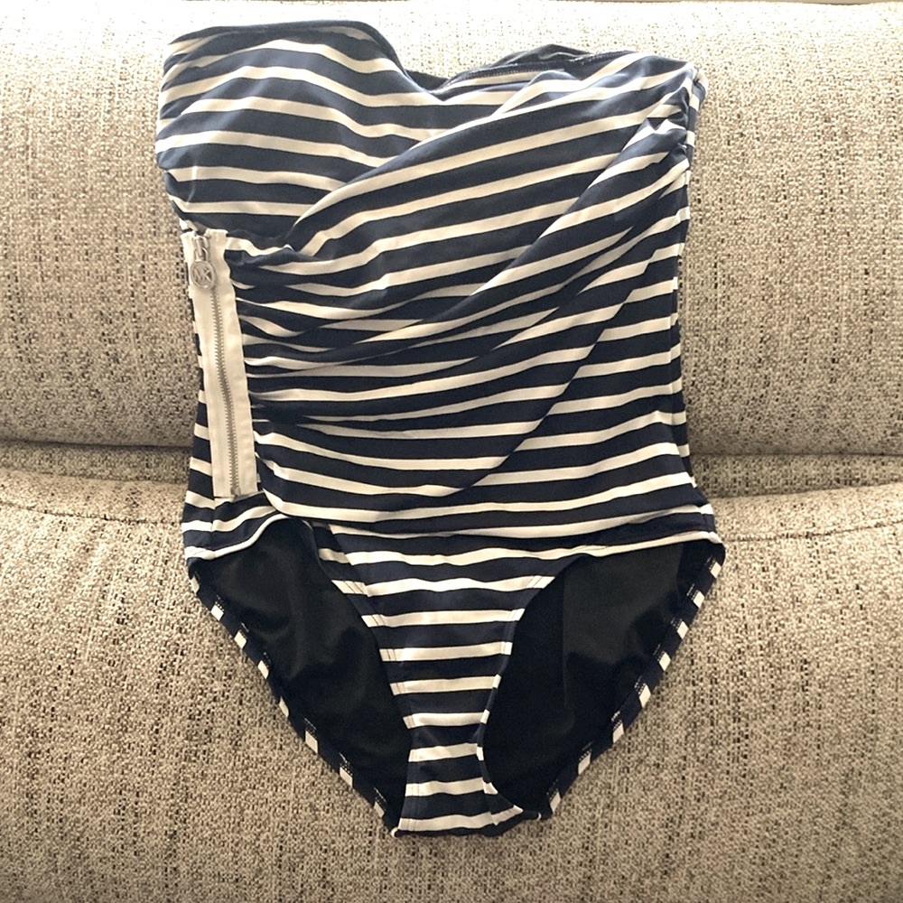 Michel Kors | Strapless One Piece Swim Suite | M (8)